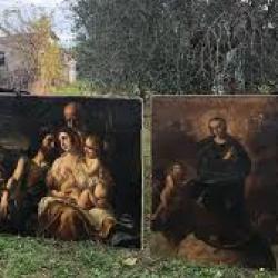 Quadri recuperati dai carabinieri (foto di ark.)