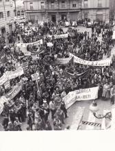 Anni 70: manifestazione in piazza Battisti